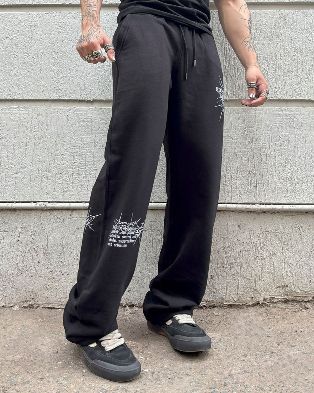 Spiked Cage Sweatpants  [BLACK]