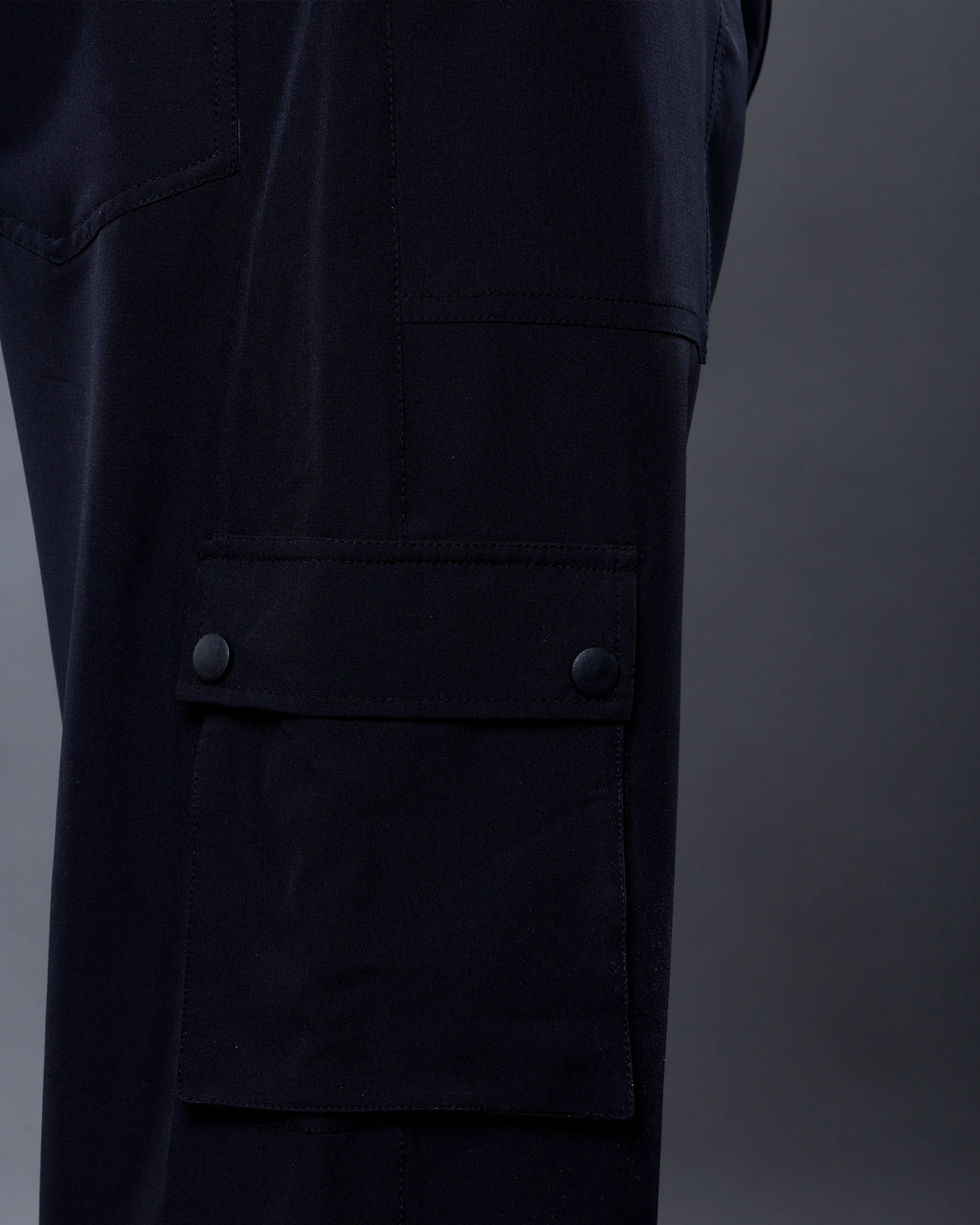 Straight Fit Cargo [Black]