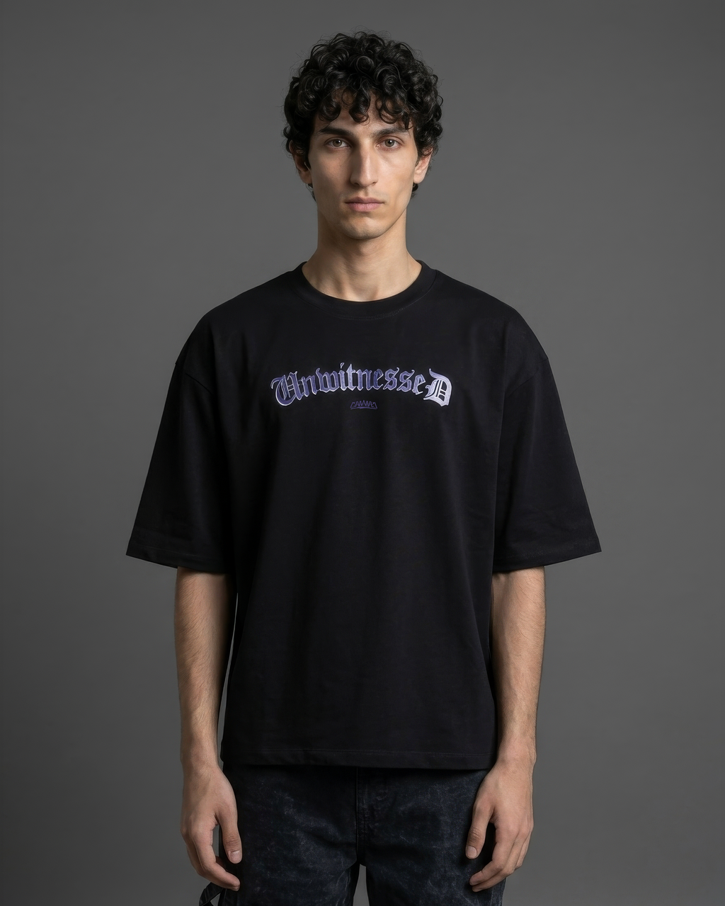 Unwitnessed oversized tee